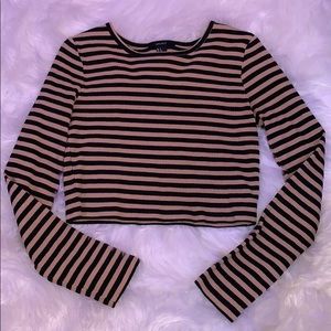 long sleeve crop top